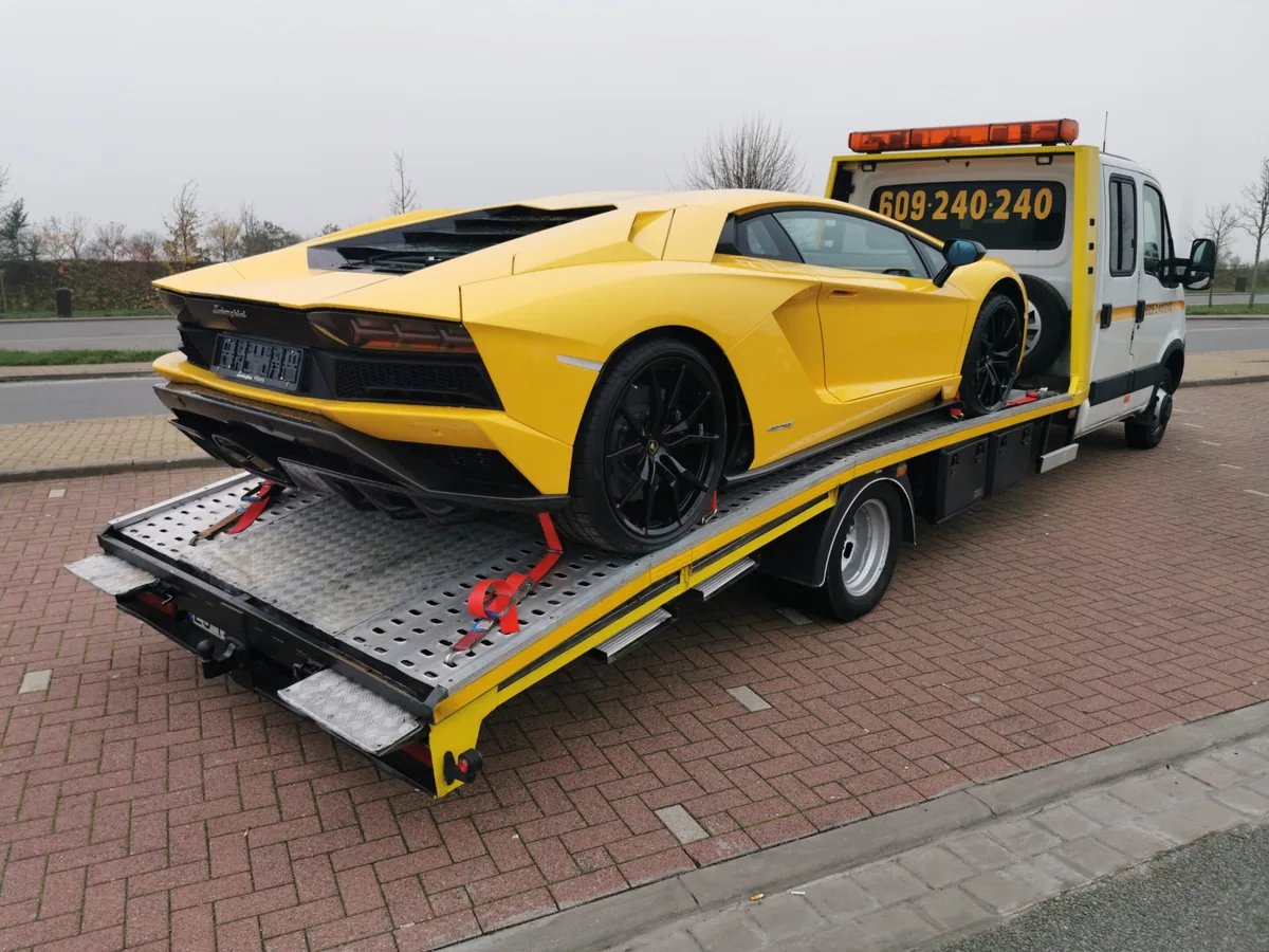 Transport samochodu po zakupie – laweta Szczecin